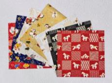 干支 午 おりがみ 15cm角 (馬・うま) 吉祥・市松